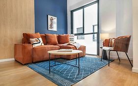 Inviting Apartment In The Center By Rems