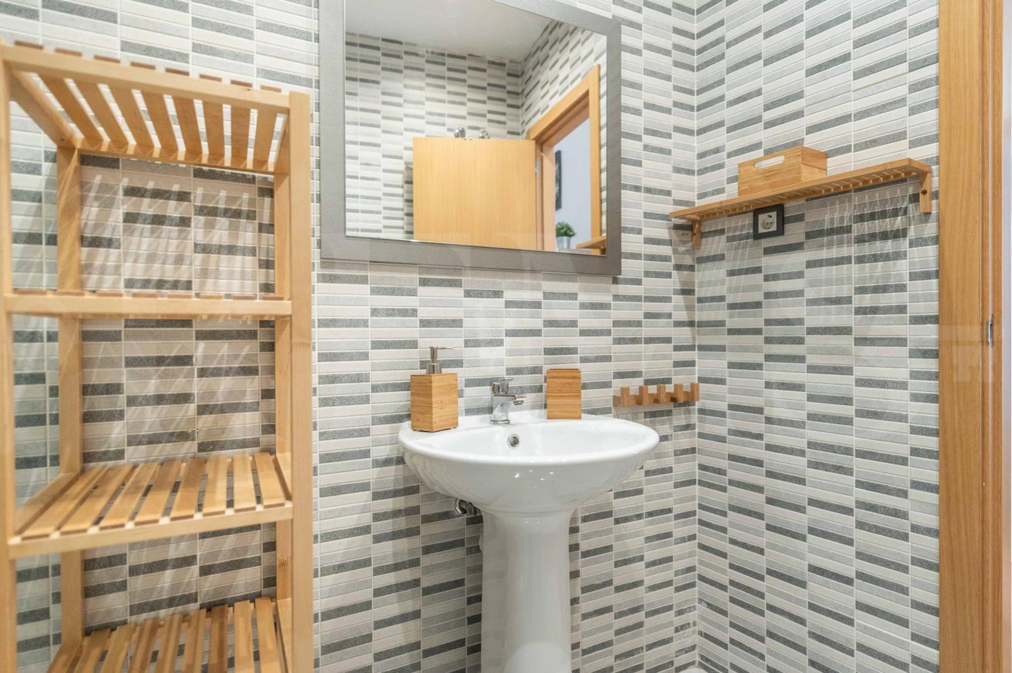 Inviting Apartment In The Center By Rems Malaga Exterior photo